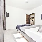 Jurica By Interhome