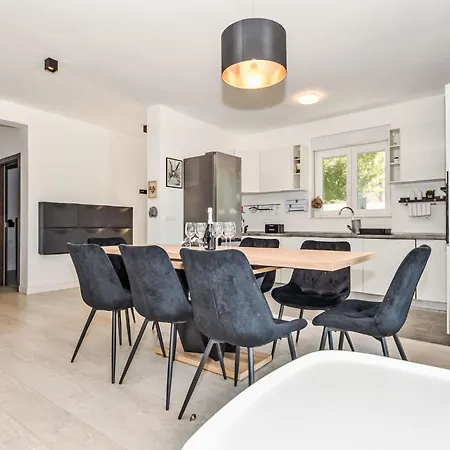 Jurica By Interhome