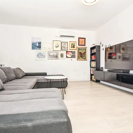 Jurica By Interhome Holiday home Vrsi