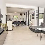 Jurica By Interhome Semesterbostad *