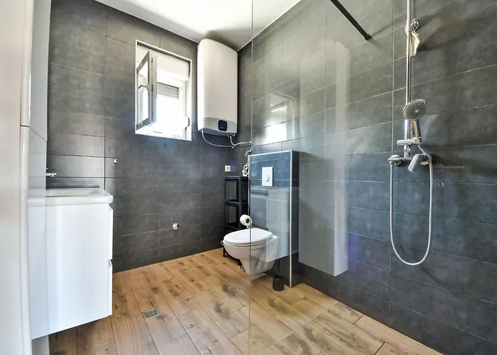 Jurica By Interhome Semesterbostad Vrsi